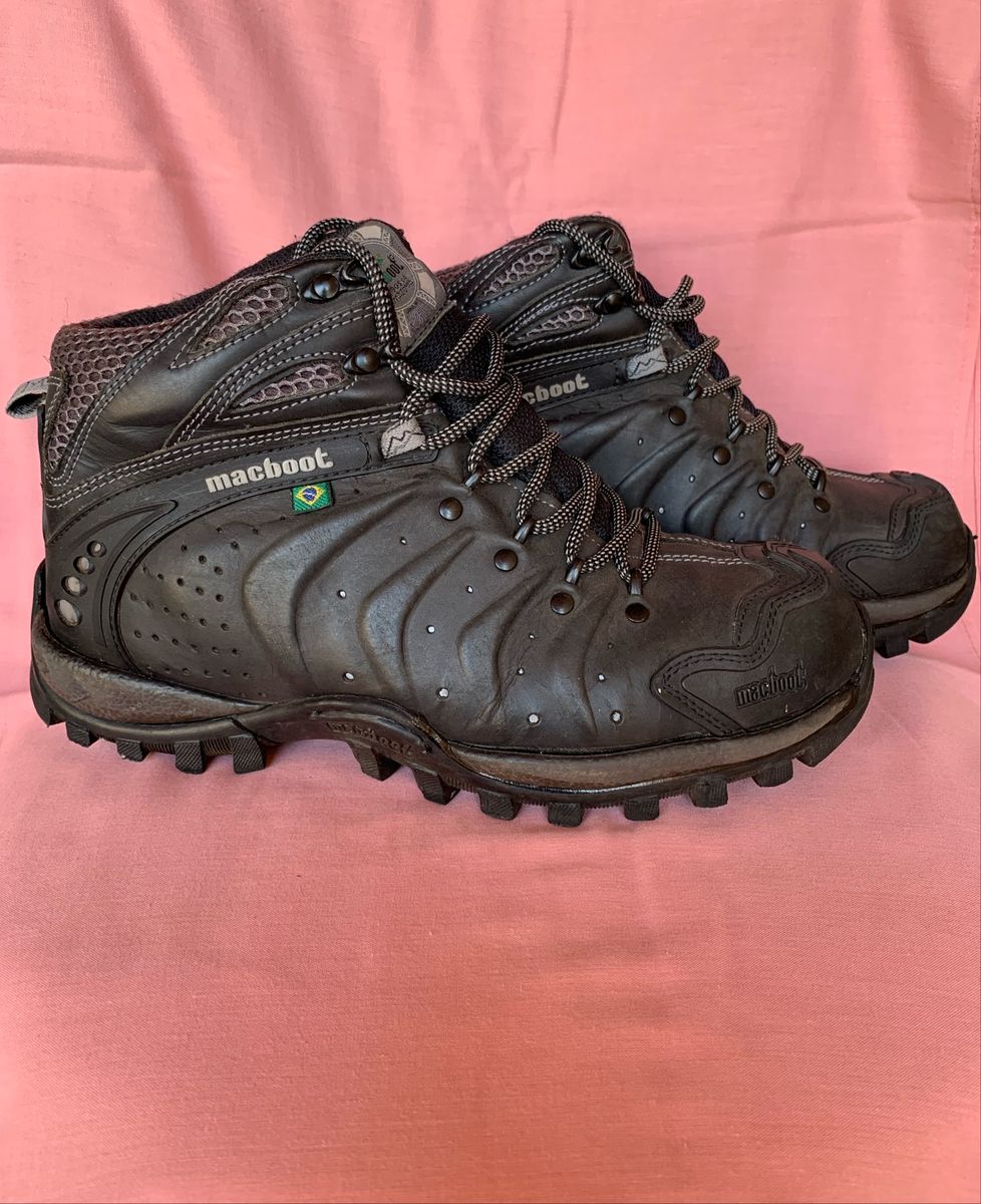 coturno macboot preto