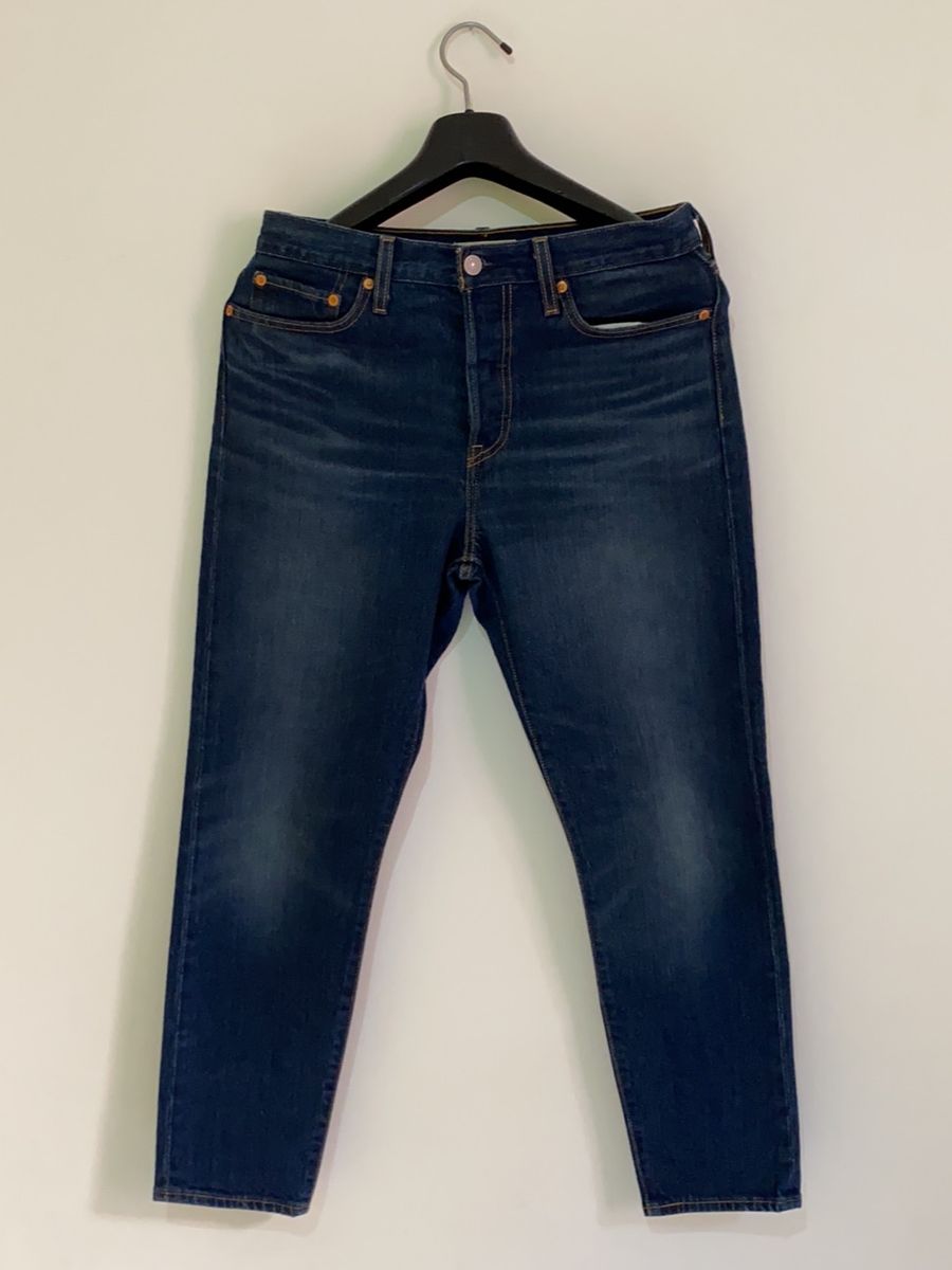 calça levis wedgie