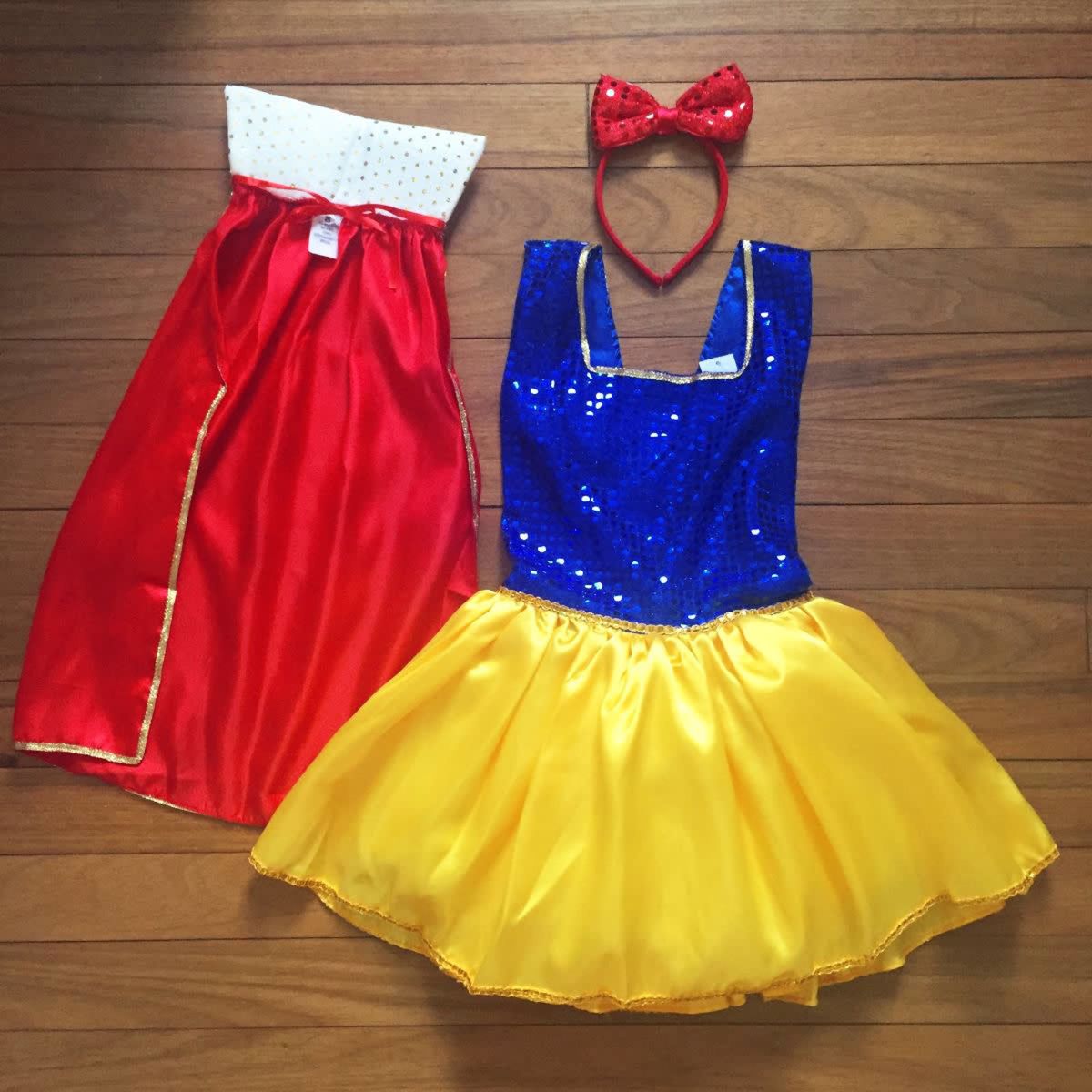 roupa de branca de neve infantil