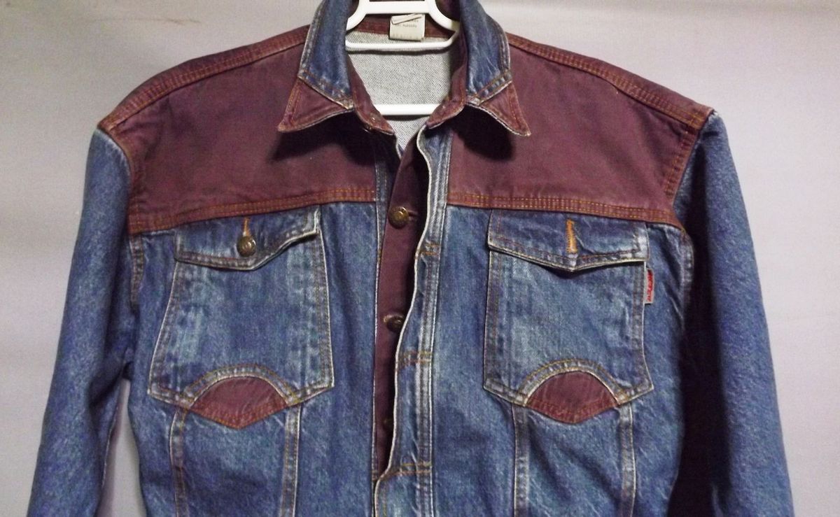 jaqueta jeans vinho feminina