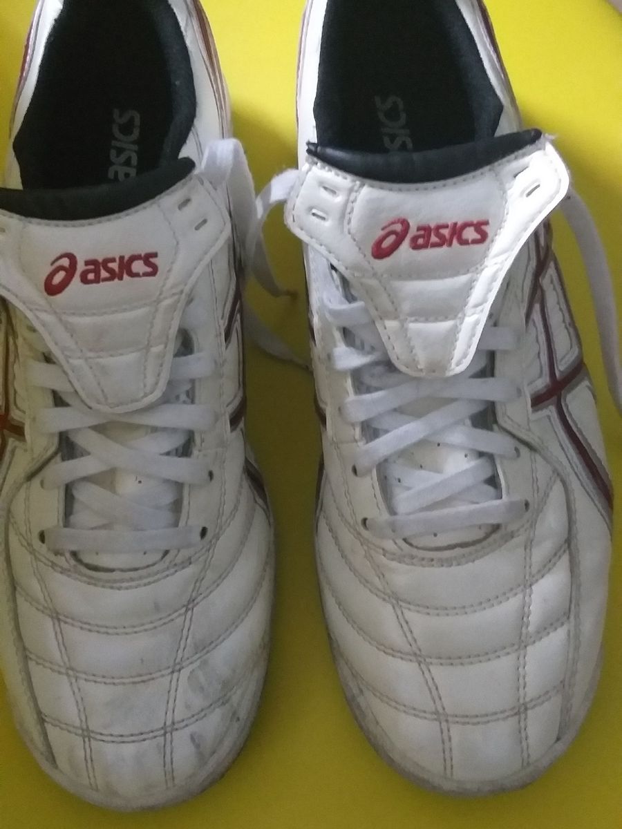 tenis chuteira asics
