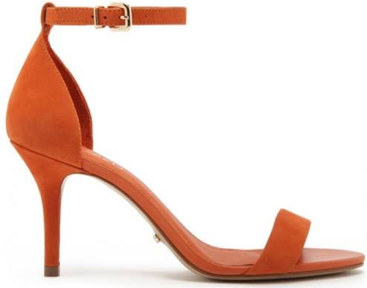 sandalia laranja arezzo