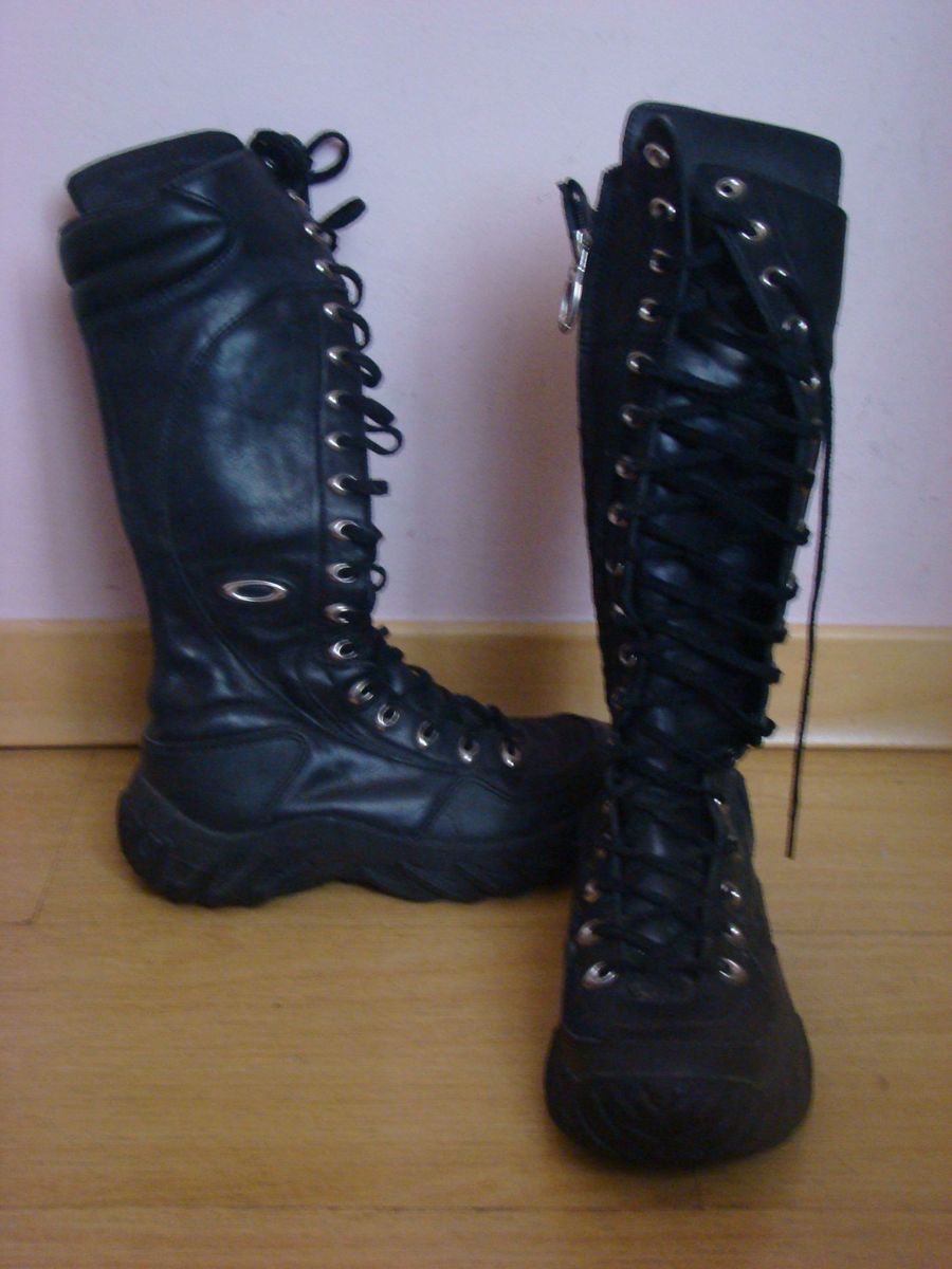 assault boot oakley feminina