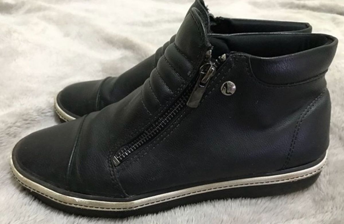 bota cano longo sapatinho de luxo