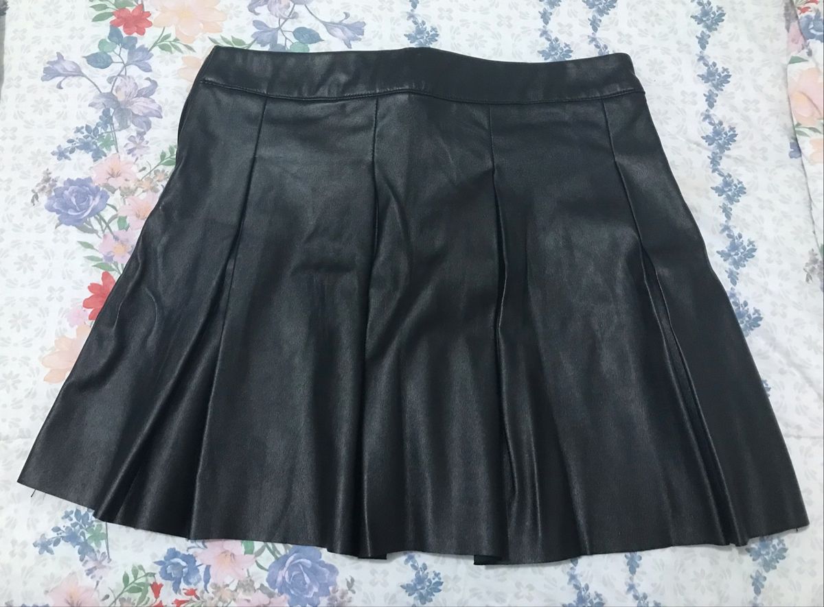 saia de couro hering