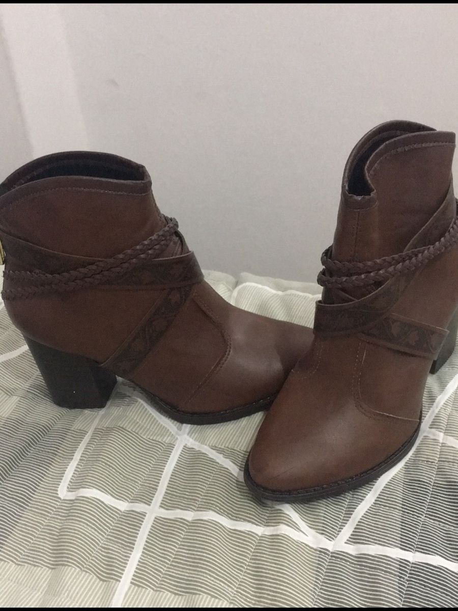 botinha beira rio conforto