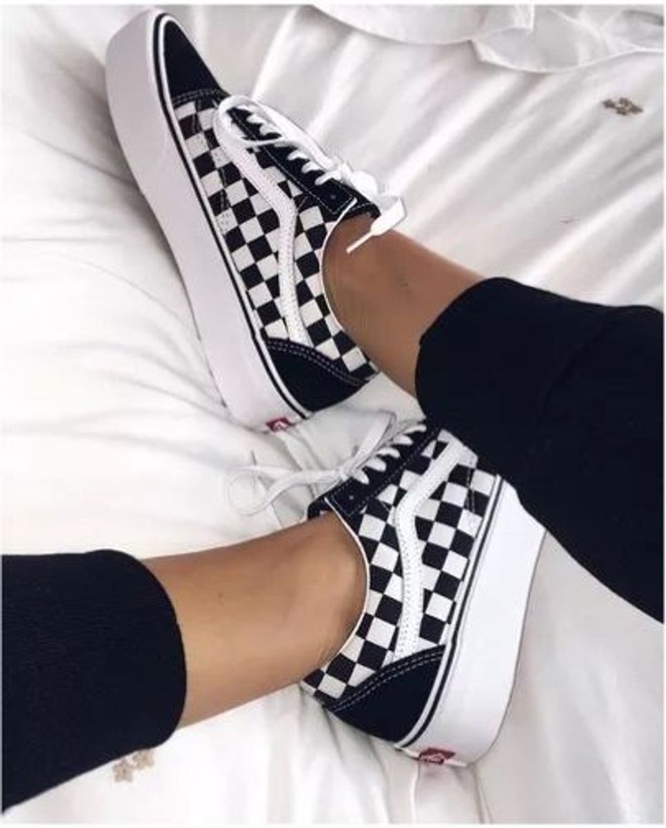 vans quadriculado preto e branco