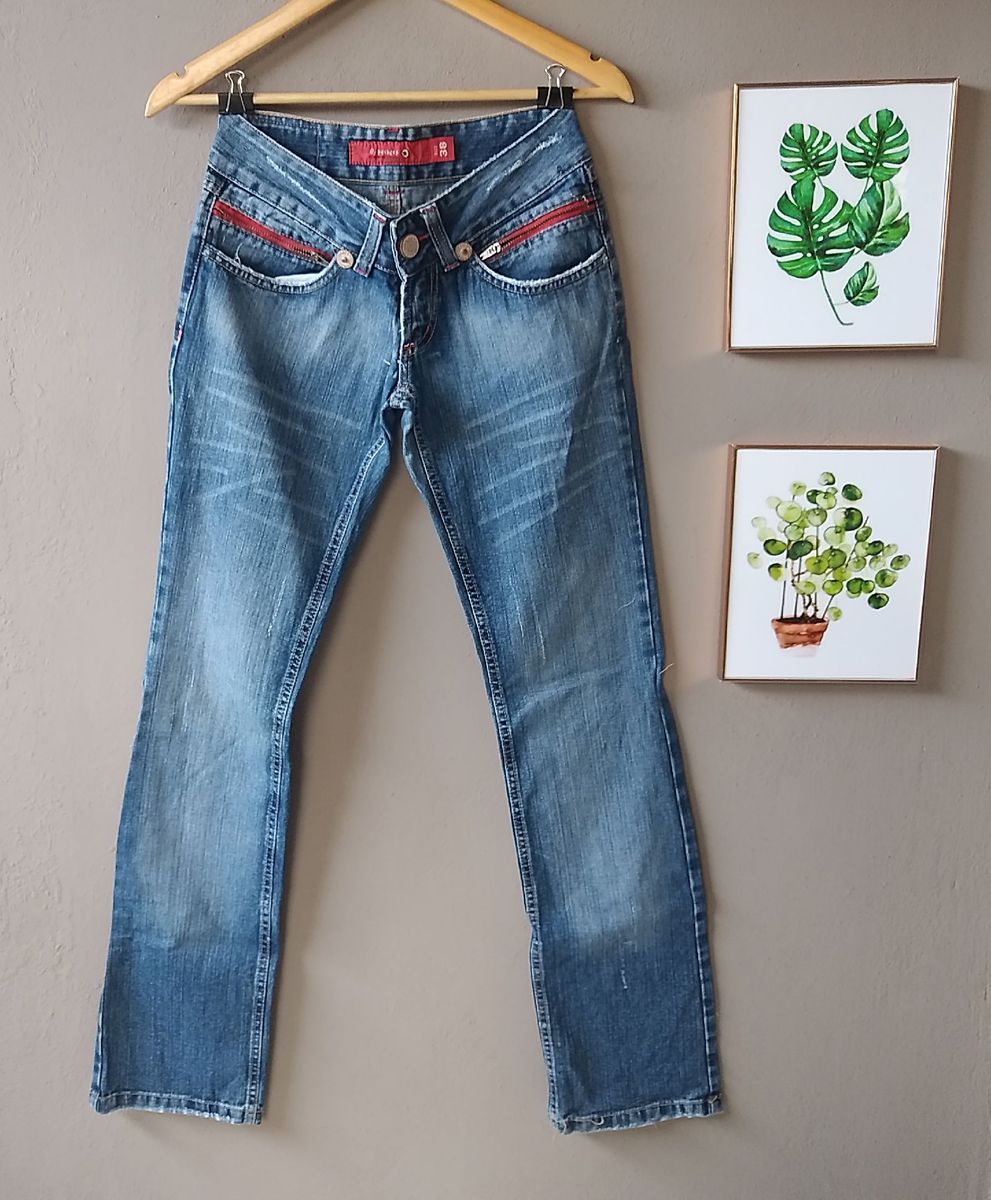 calça jeans feminina tradicional