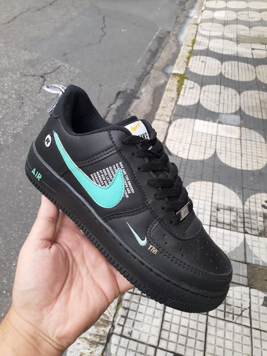 nike air azul e preto
