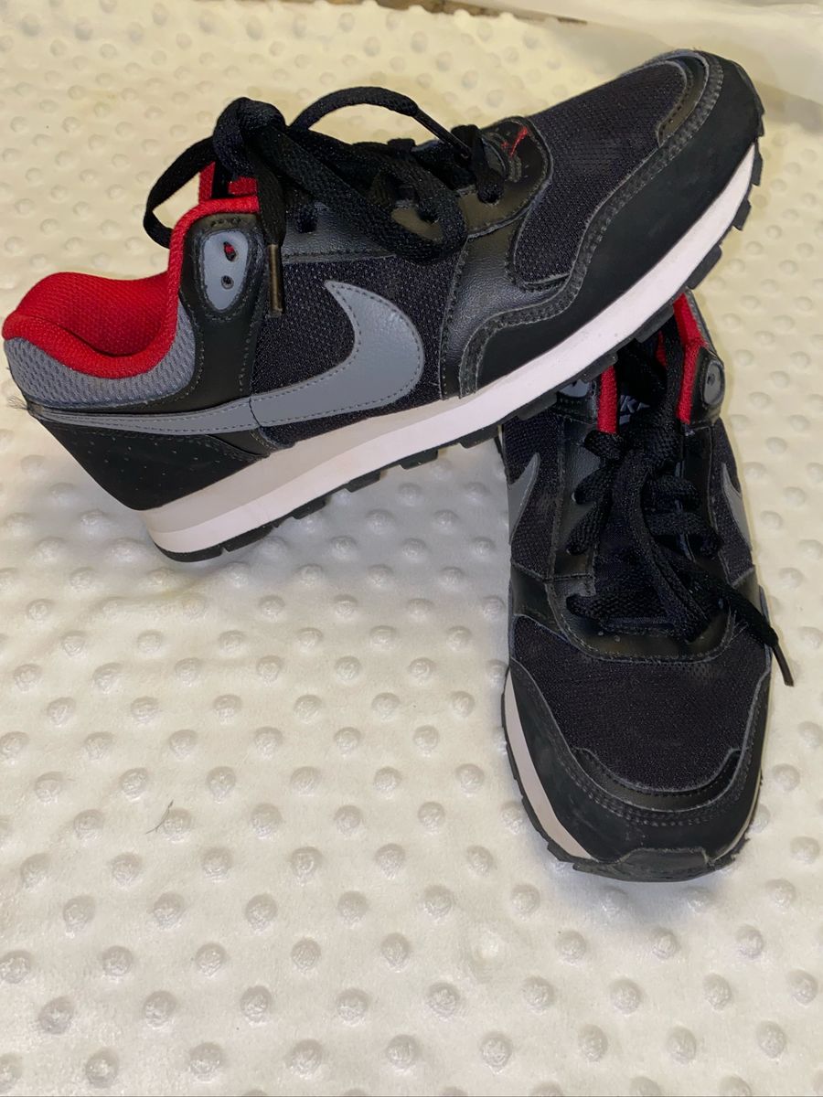 tenis nike menino 35