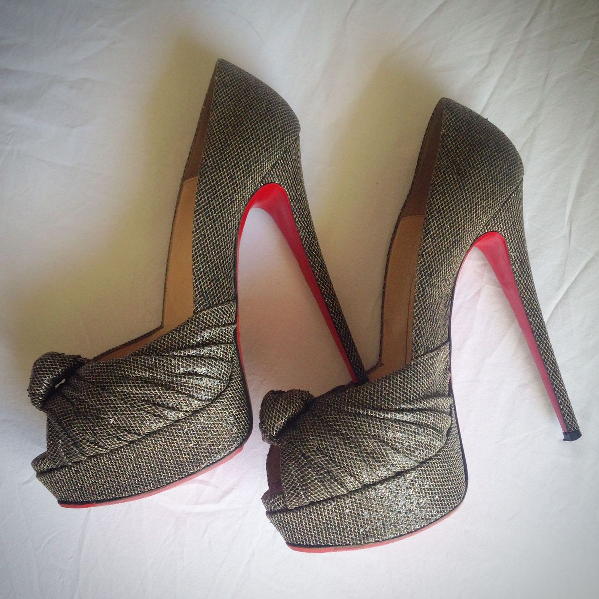 louboutin enjoei