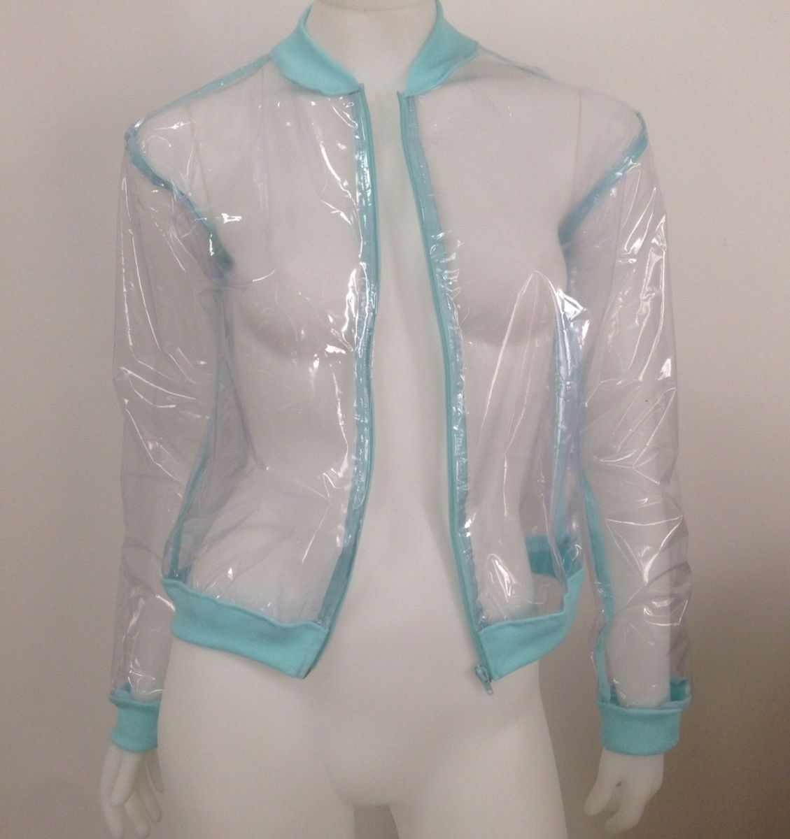 jaqueta plastico transparente