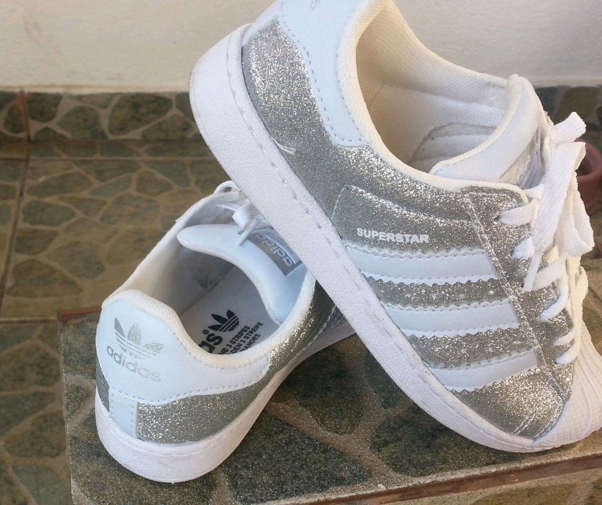 tenis adidas brilho