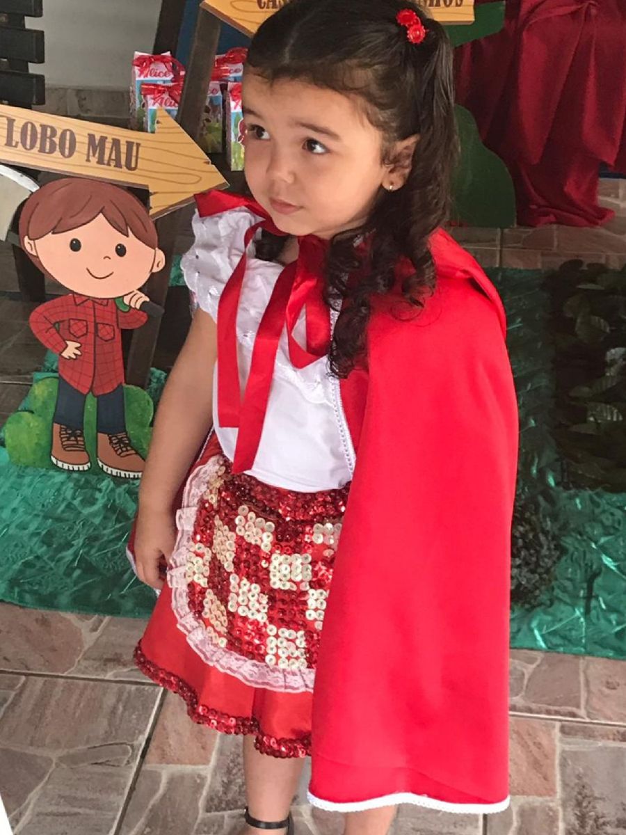 roupa da chapeuzinho