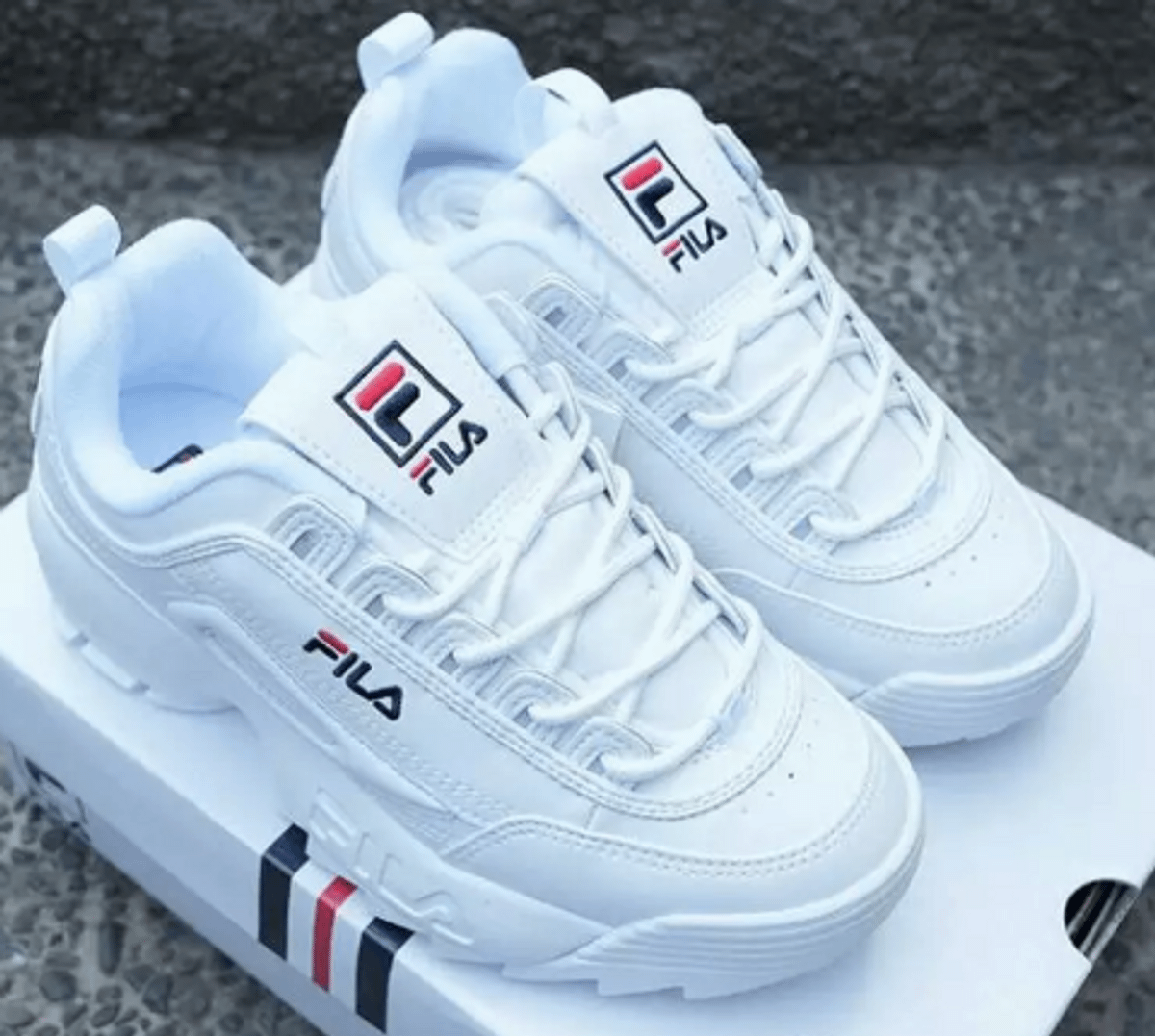 tenis fila branco disruptor