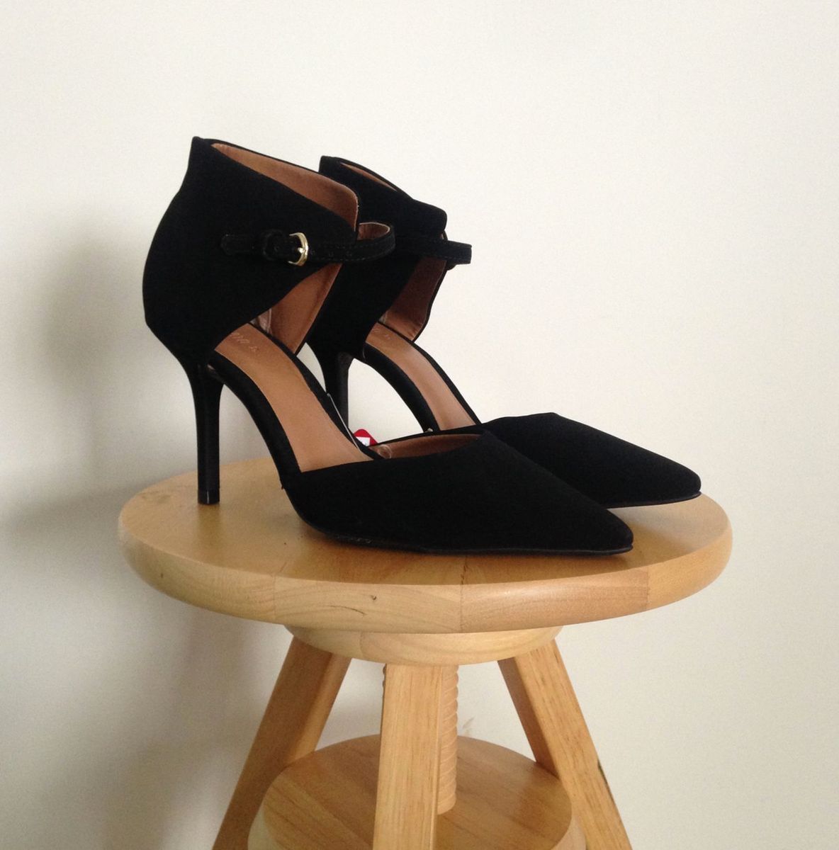 scarpin preto renner