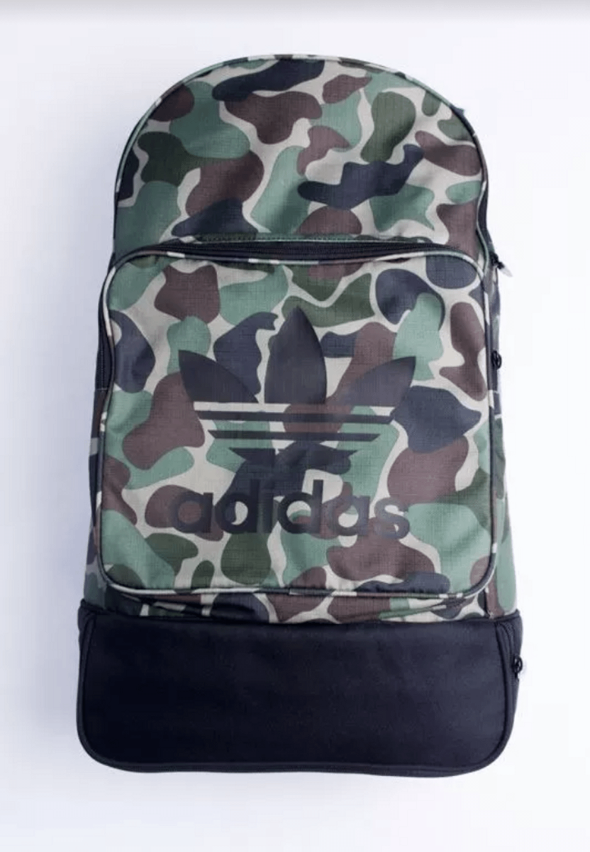 mochilas adidas camufladas
