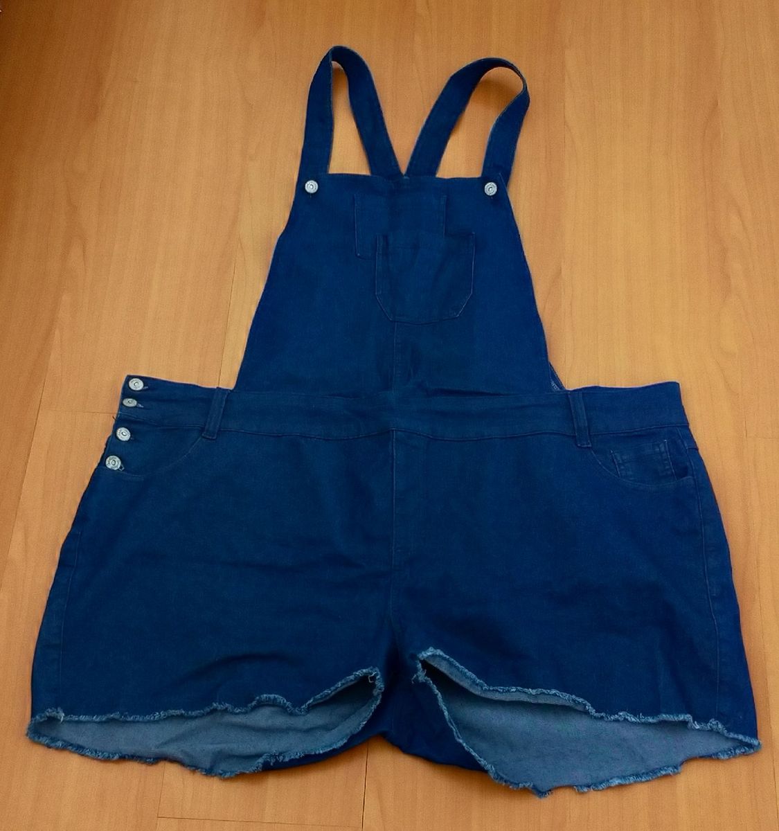 jardineira jeans plus