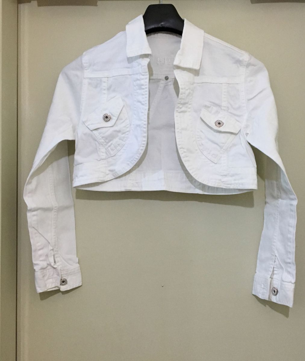 jaqueta cropped branca
