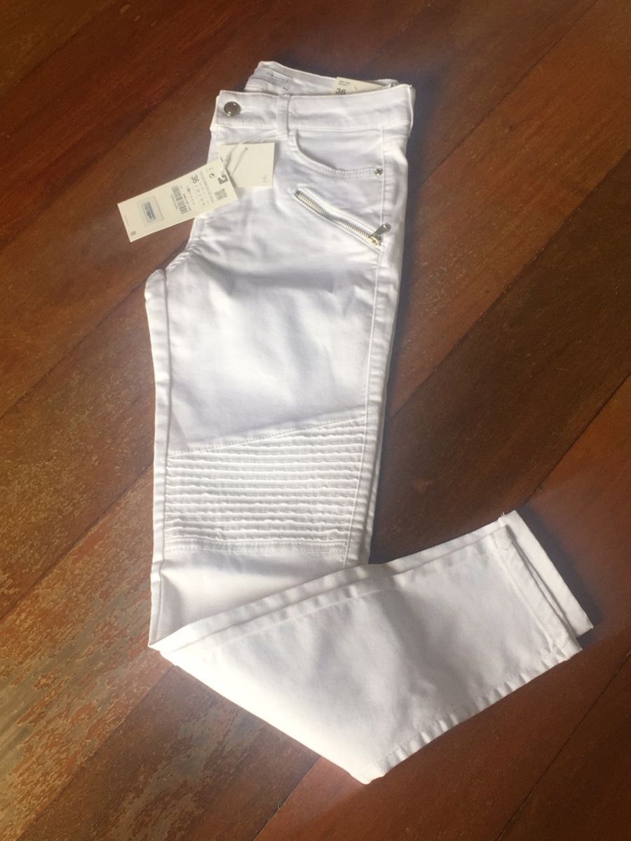 calça branca zara feminina