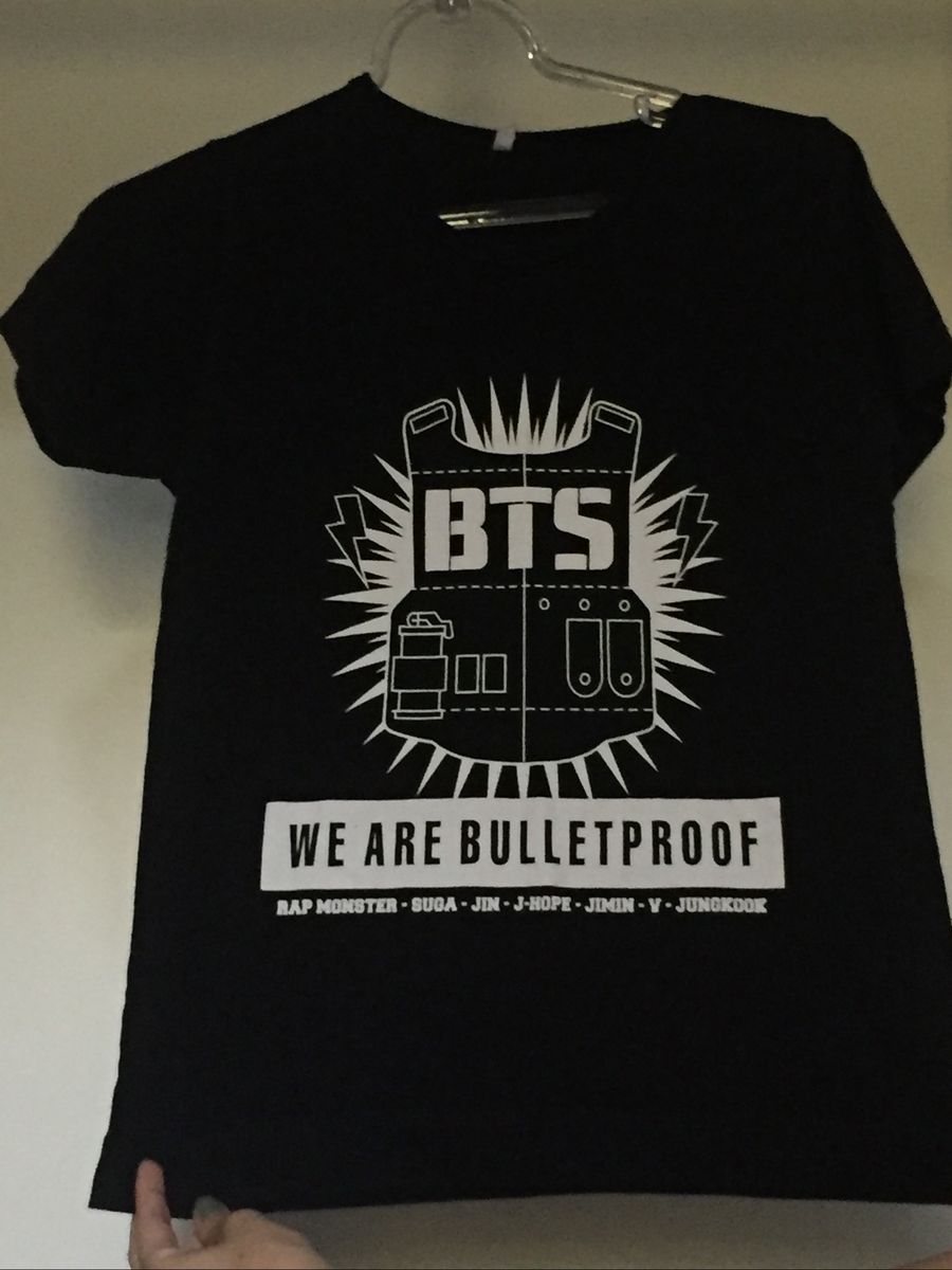 blusa bts preta