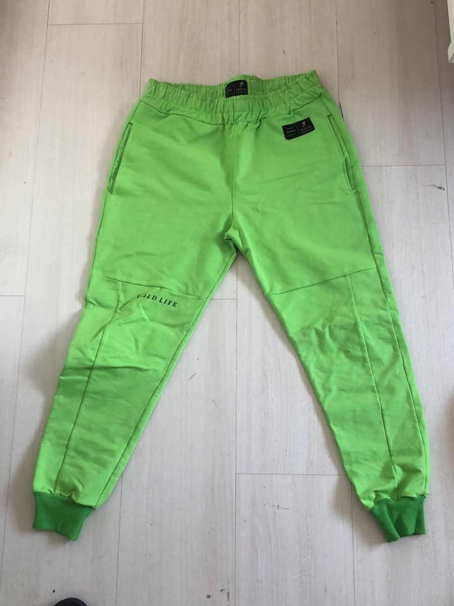 calça jeans neon