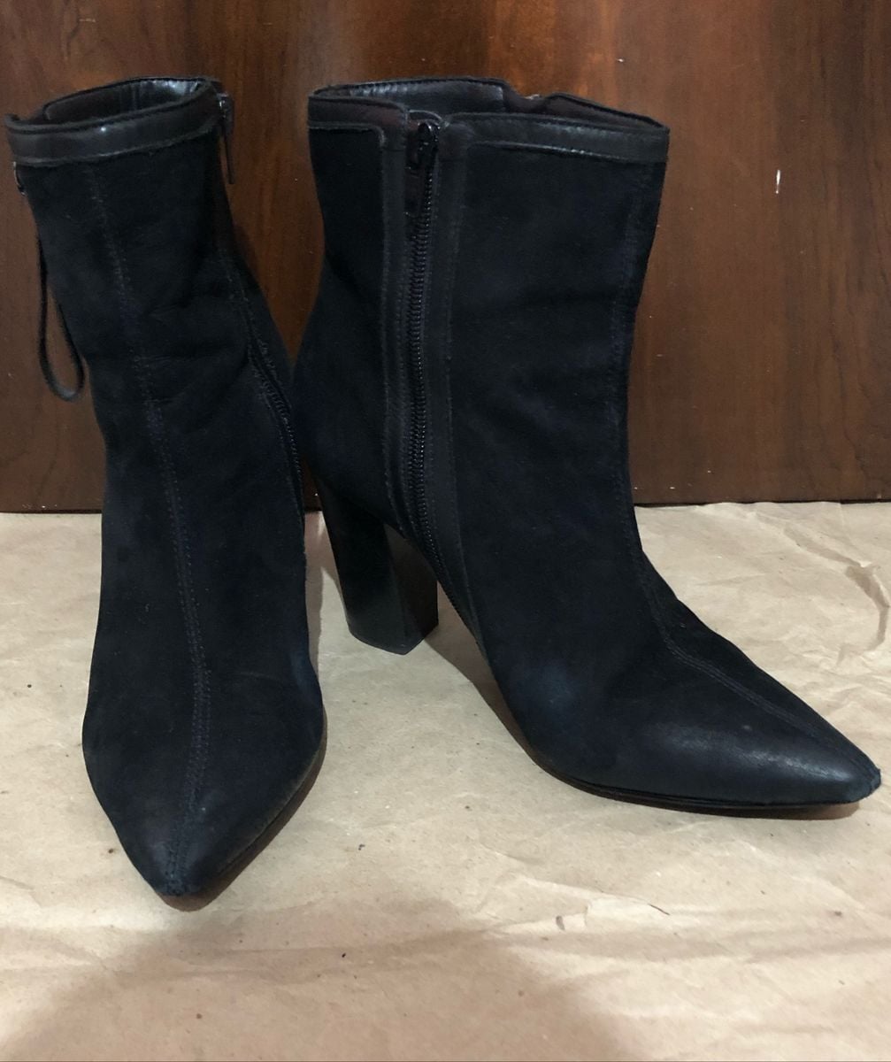 bota arezzo bico fino