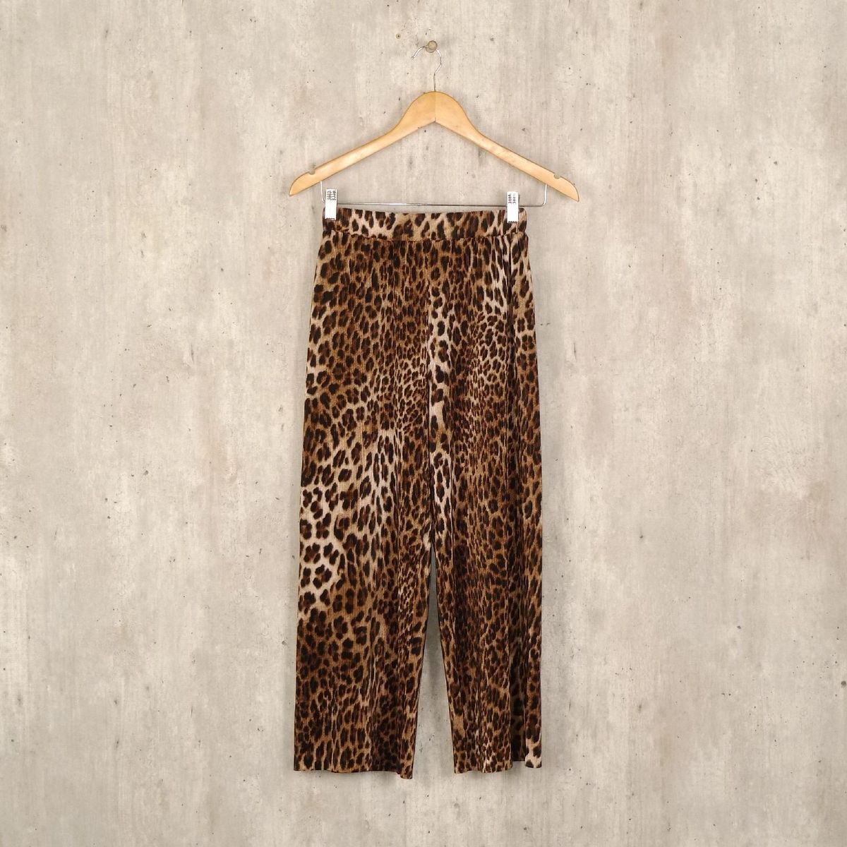calça animal print zara