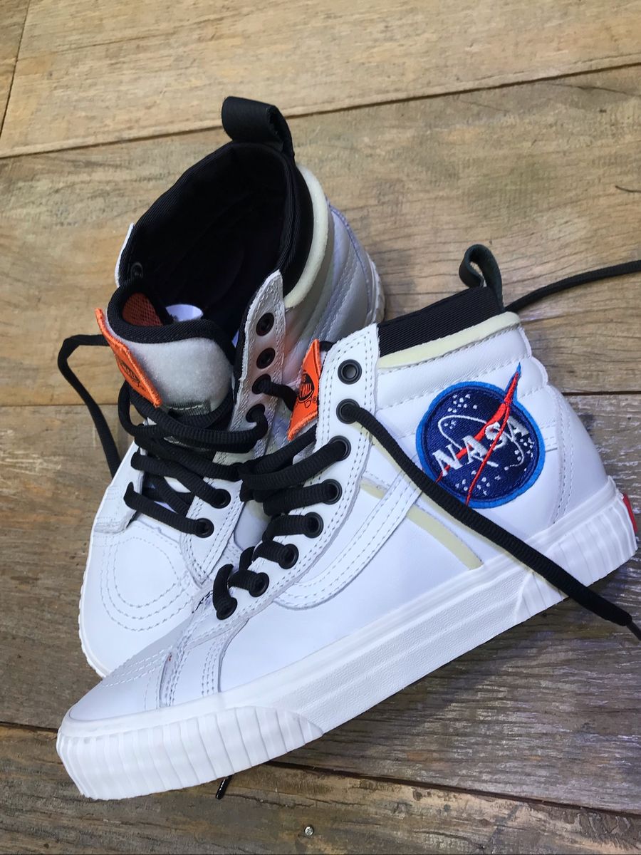 tênis vans x nasa