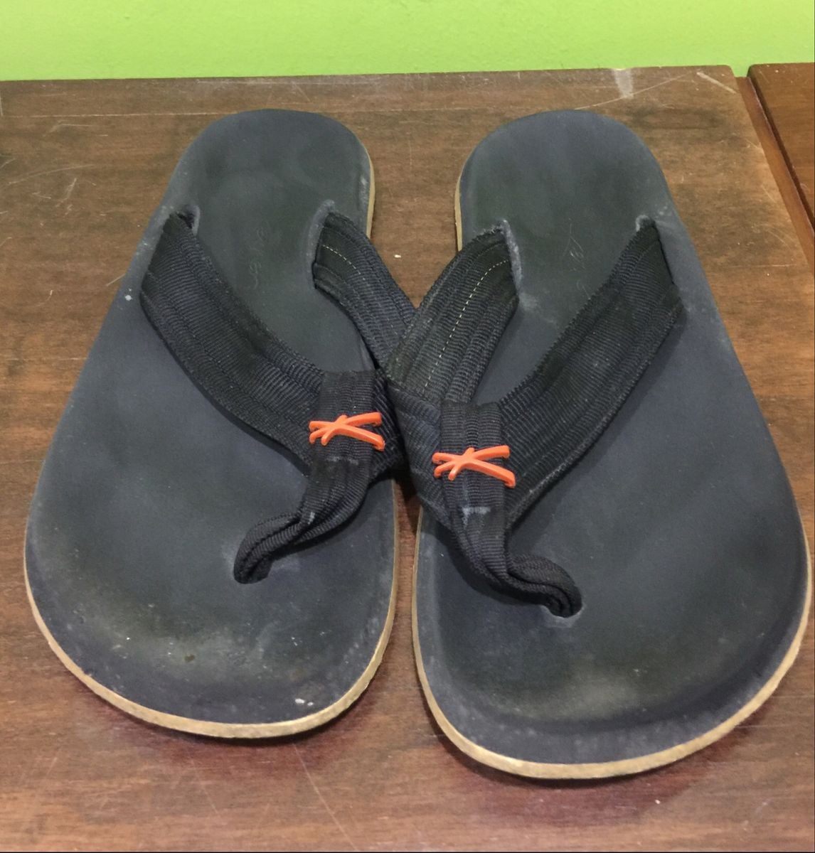 chinelo kenner fechado