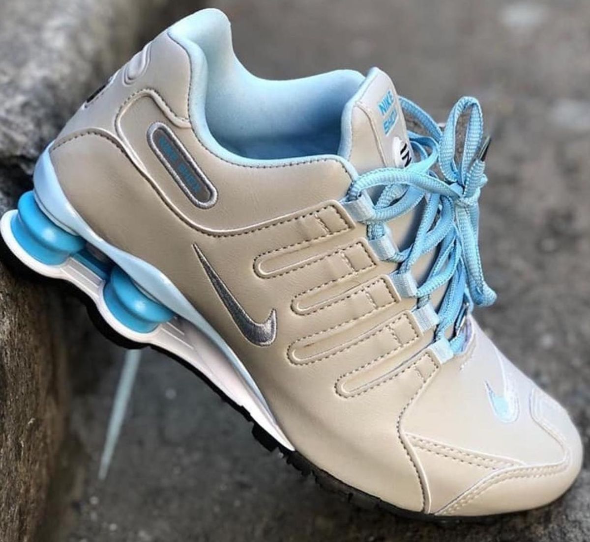 nike 4 molas cinza e laranja