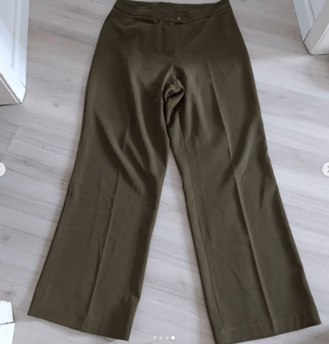 calça alfaiataria pantalona feminina