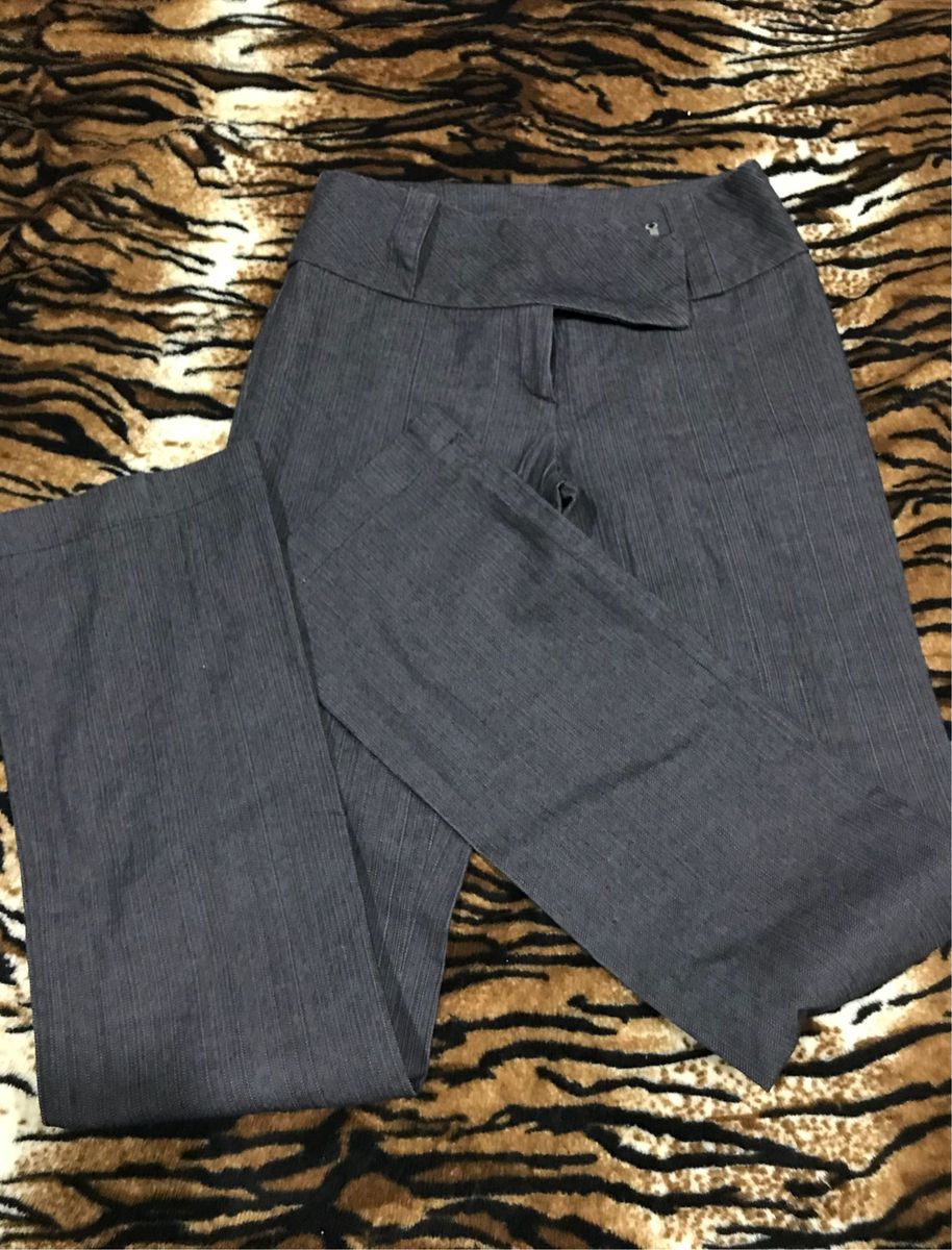 calça social grafite feminina