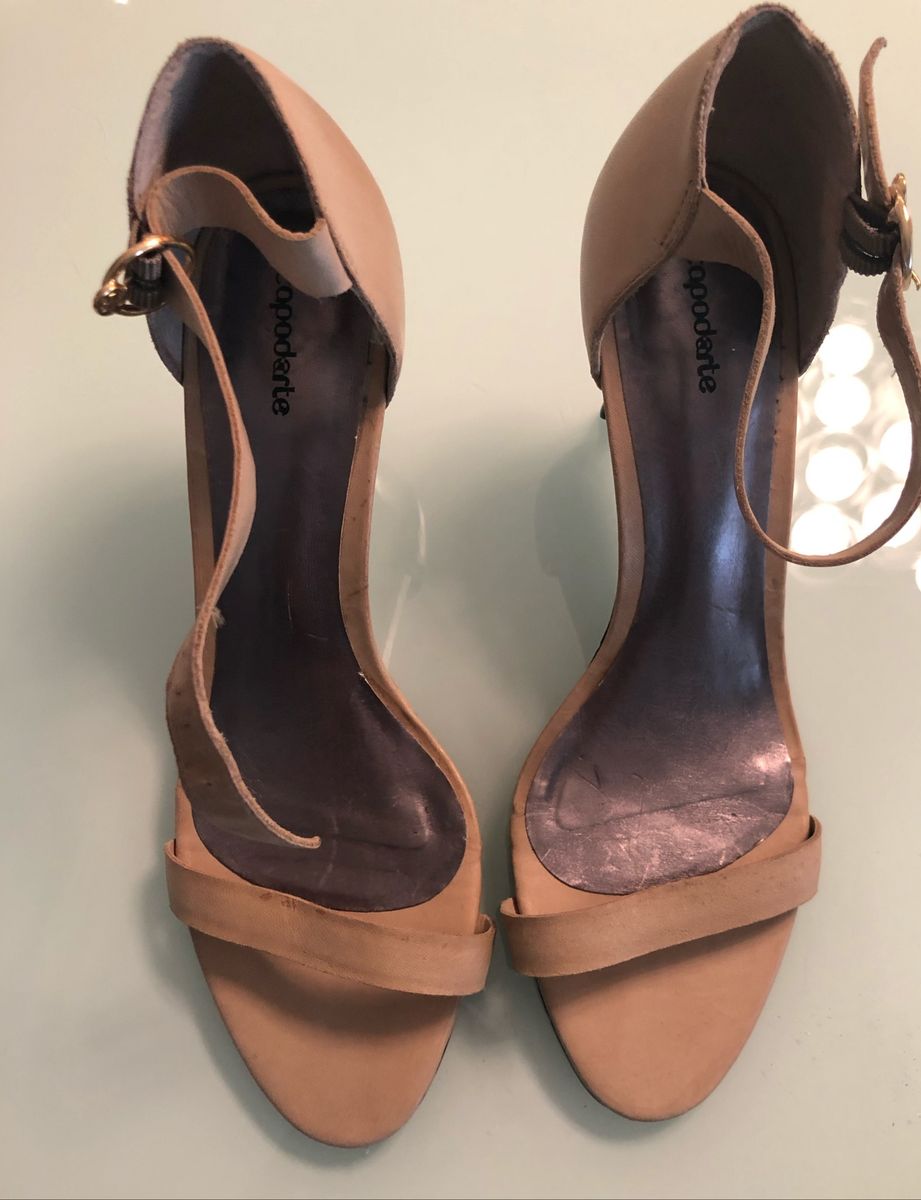sandalia nude tira fina