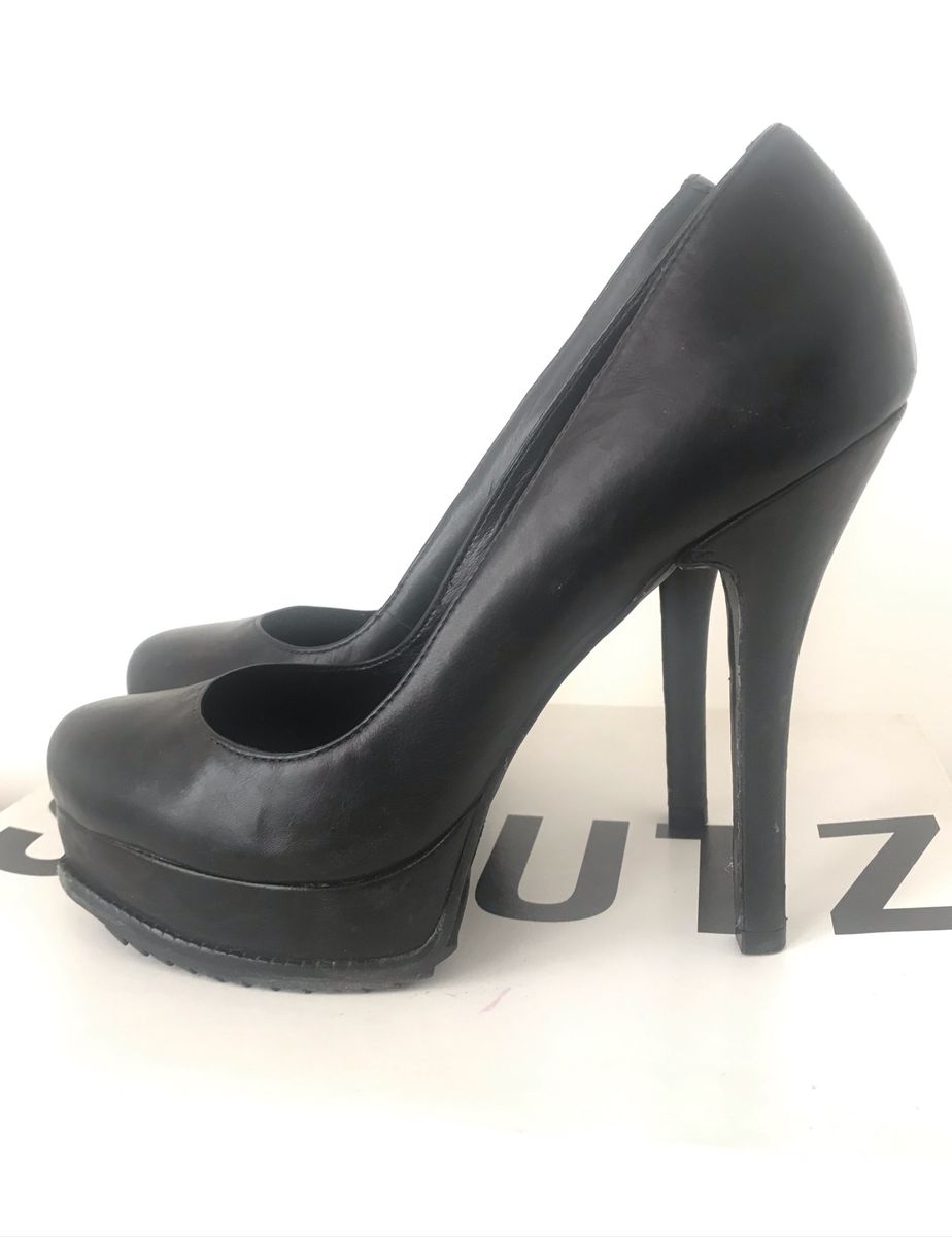 schutz sapato