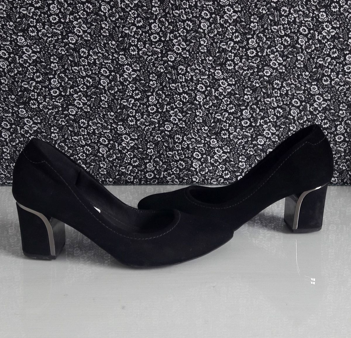 scarpin usaflex salto grosso