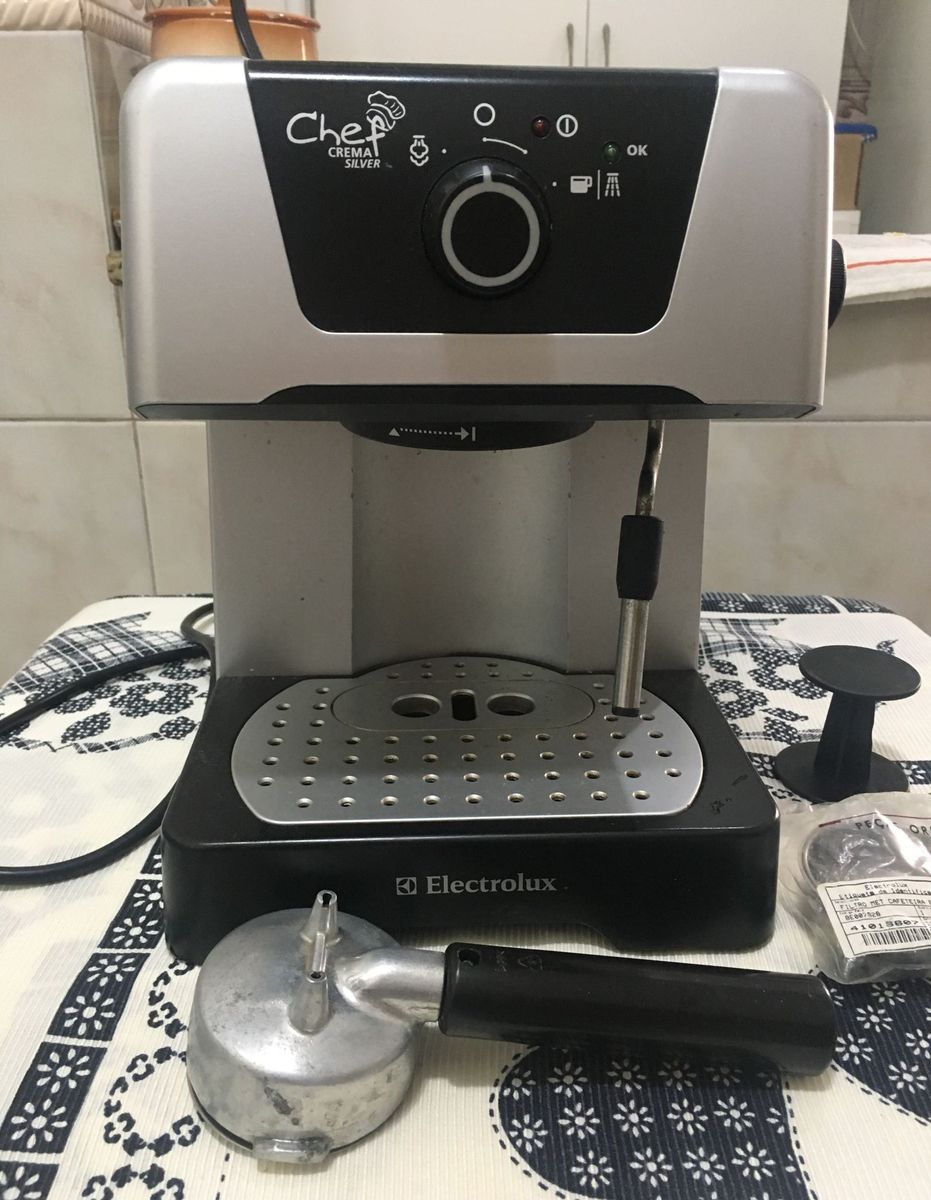 Cafeteira Expresso Electrolux Chefe Crema Silver Faz Capuccino Cafeteira Expresso Electrolux Chef Crema Silver Item Info Eletro Electrolux Usado 29315037 Enjoei