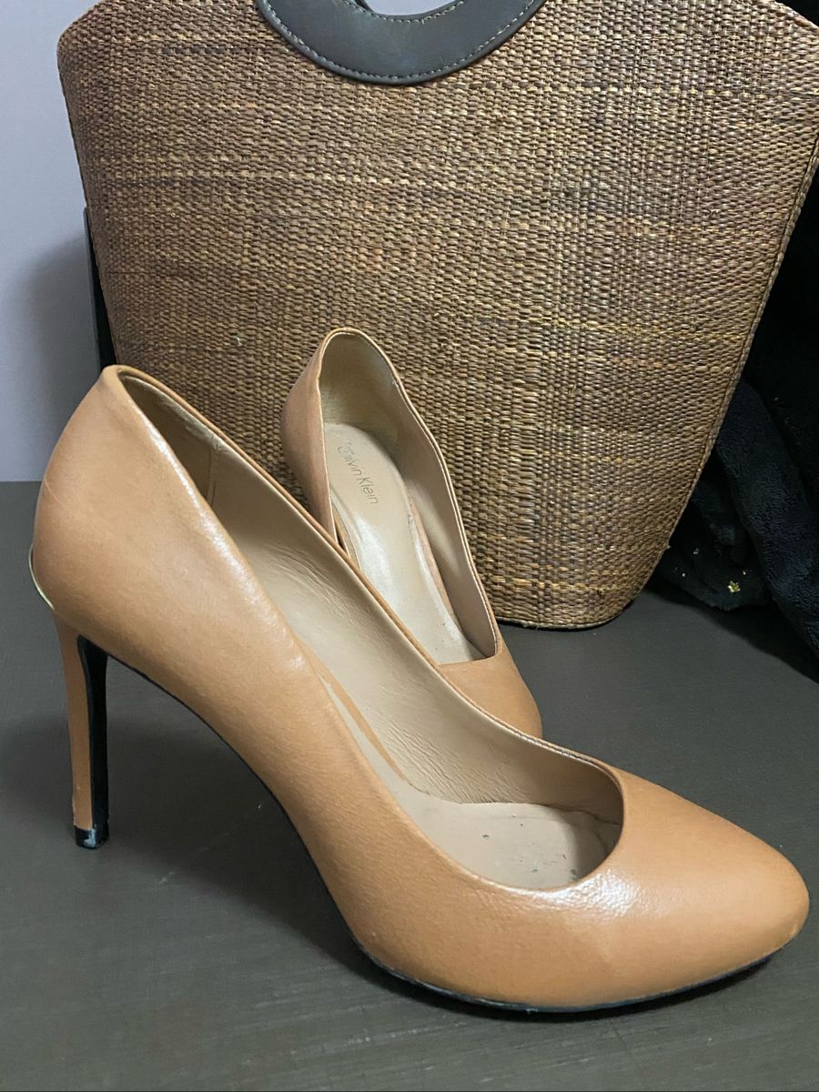scarpin calvin klein