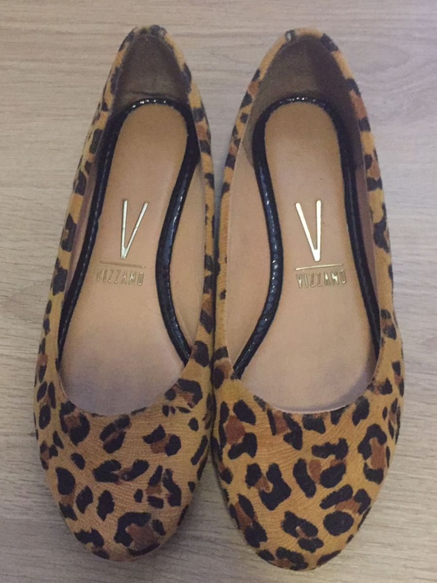 sapato de oncinha vizzano