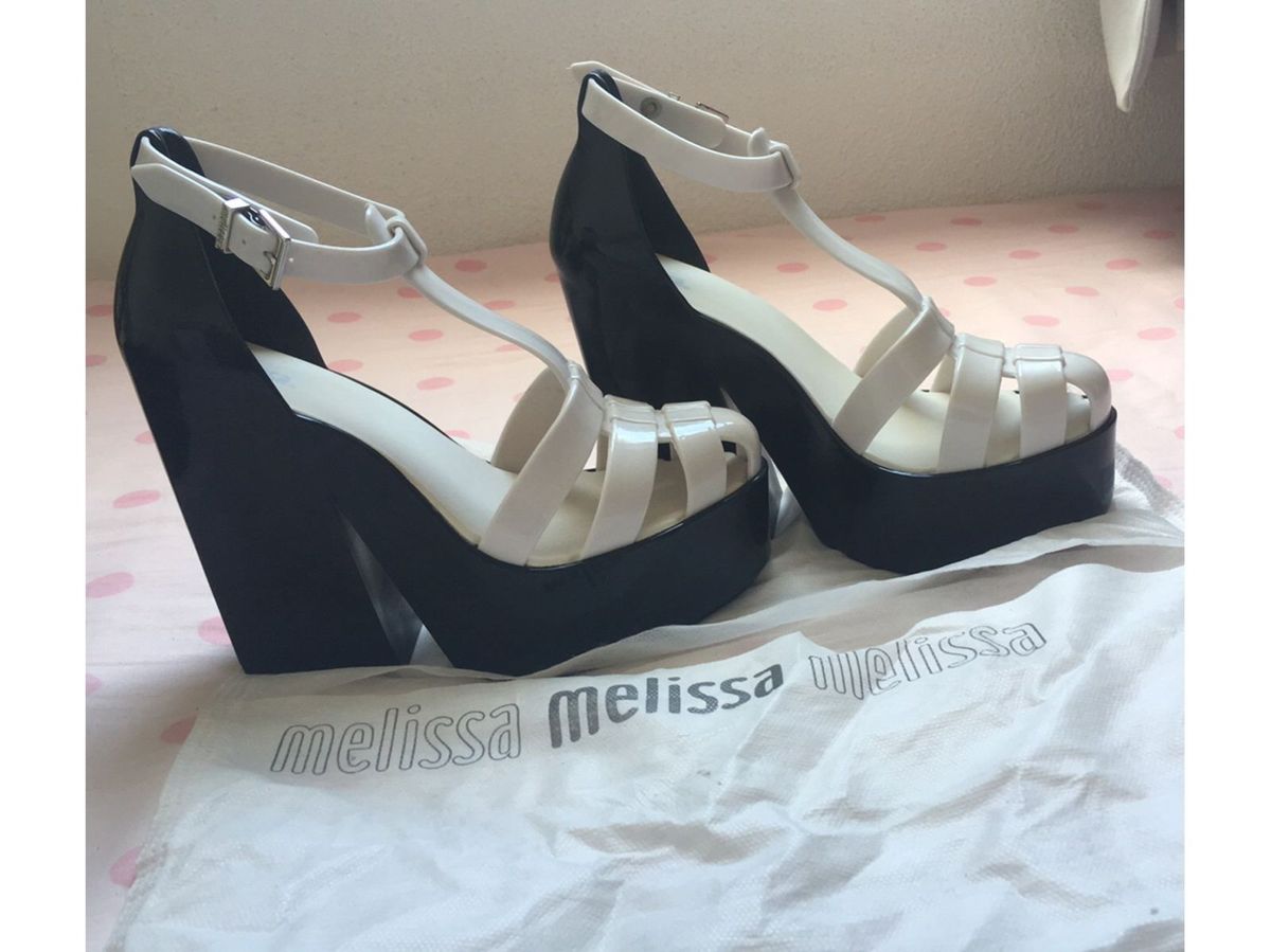 sandalia da melissa plataforma
