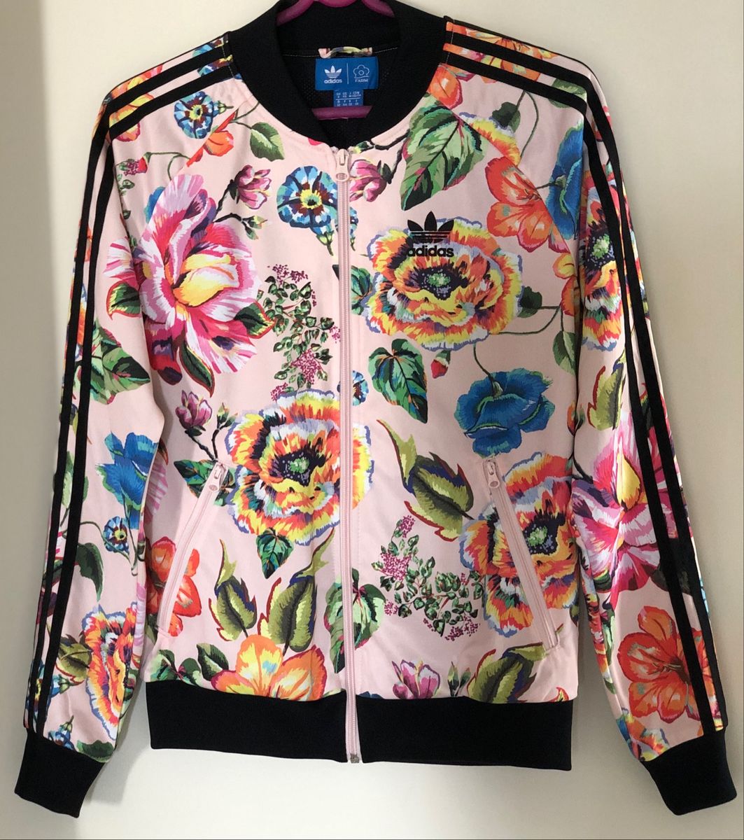 jaqueta bomber adidas floral