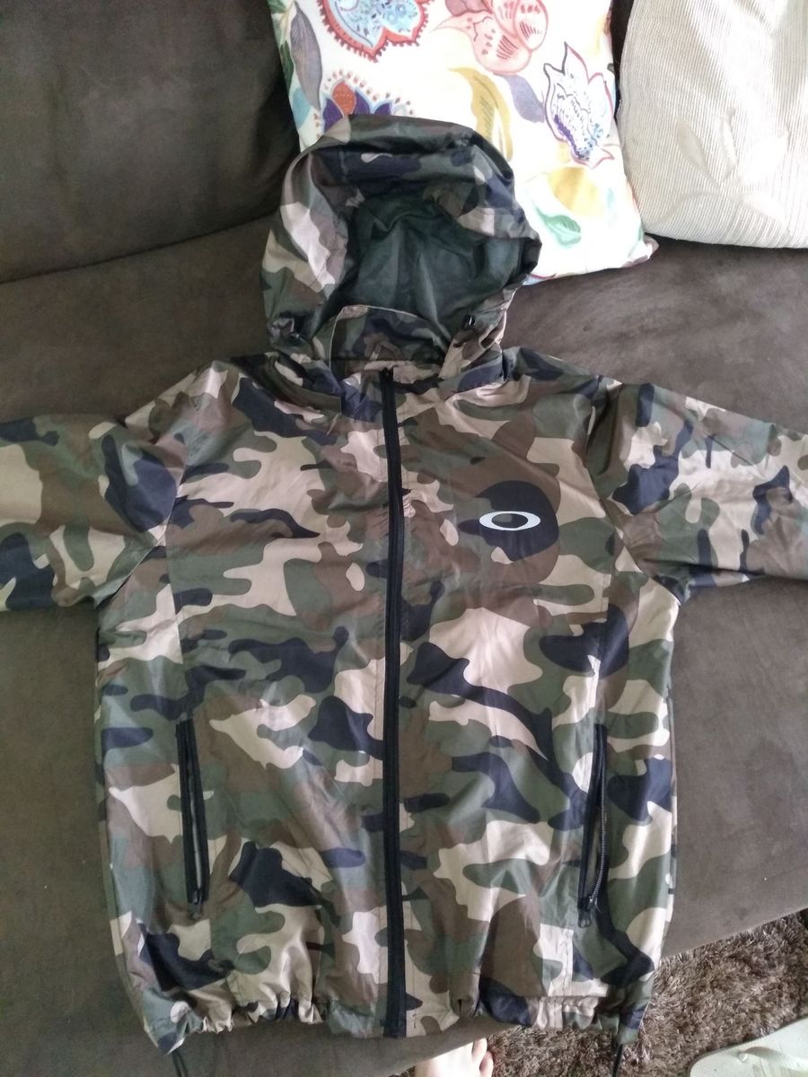 jaqueta da oakley camuflada