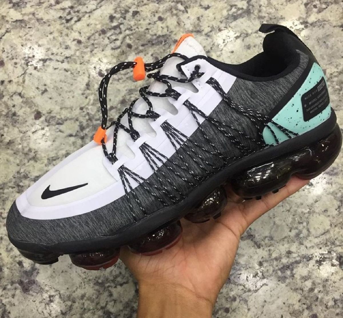 NIKE Air Vapormax Plus BETRUE US 10 .de