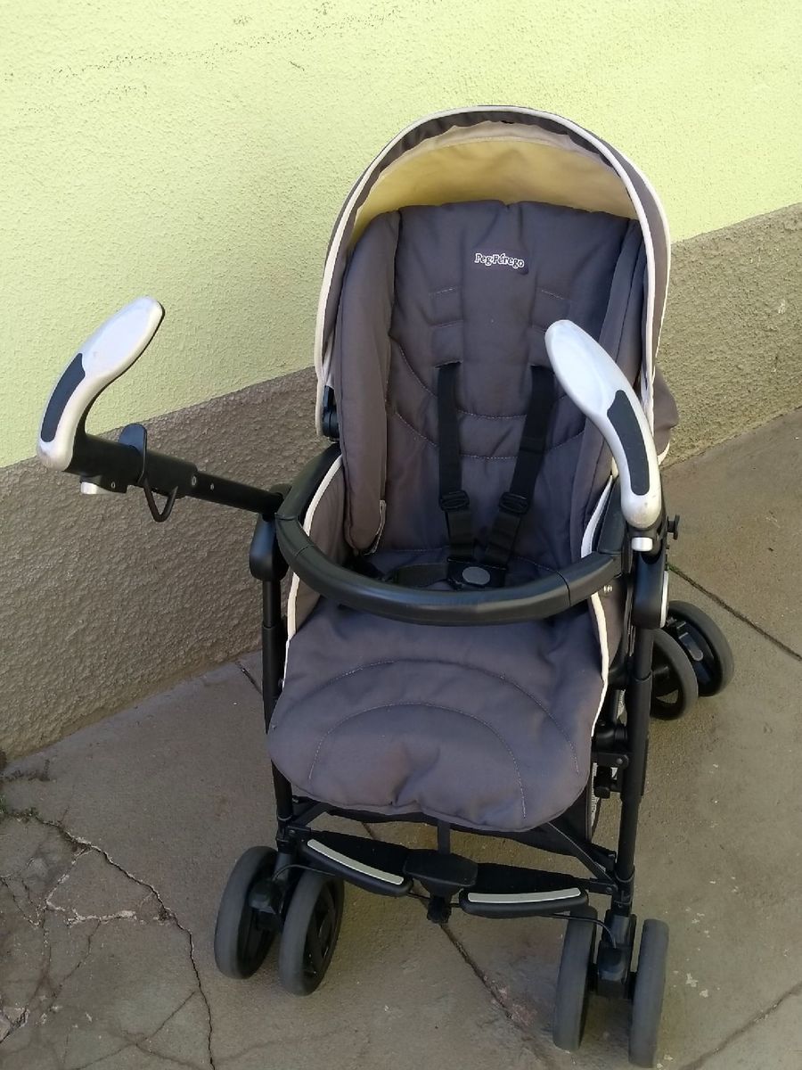 carrinho peg perego pliko switch
