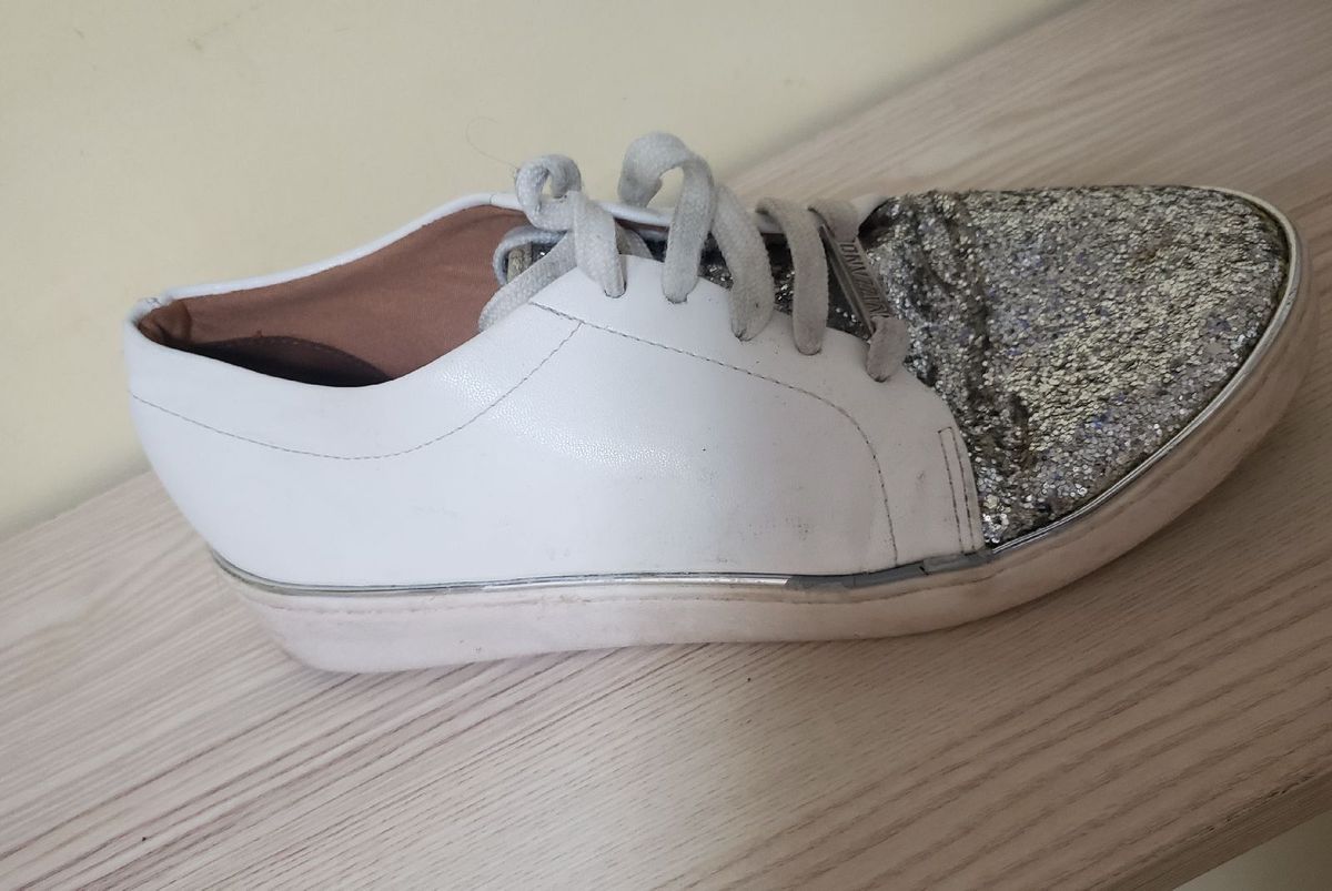 tenis vizzano descascando
