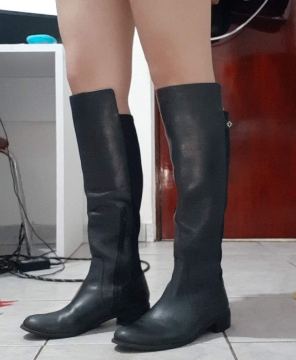 bota de couro feminina capodarte