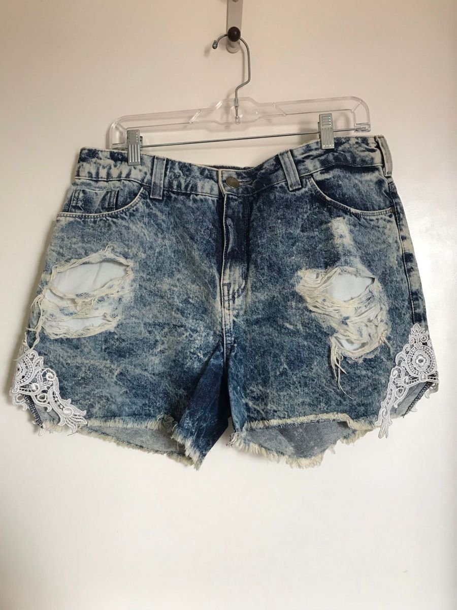 jeans rasgado com renda