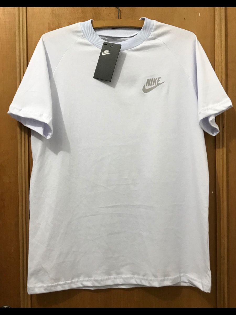 blusa da nike refletiva