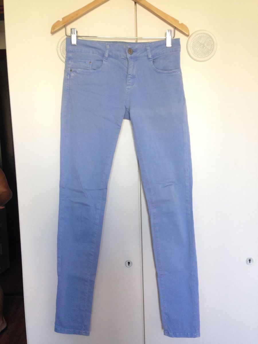 calça jeans com strech