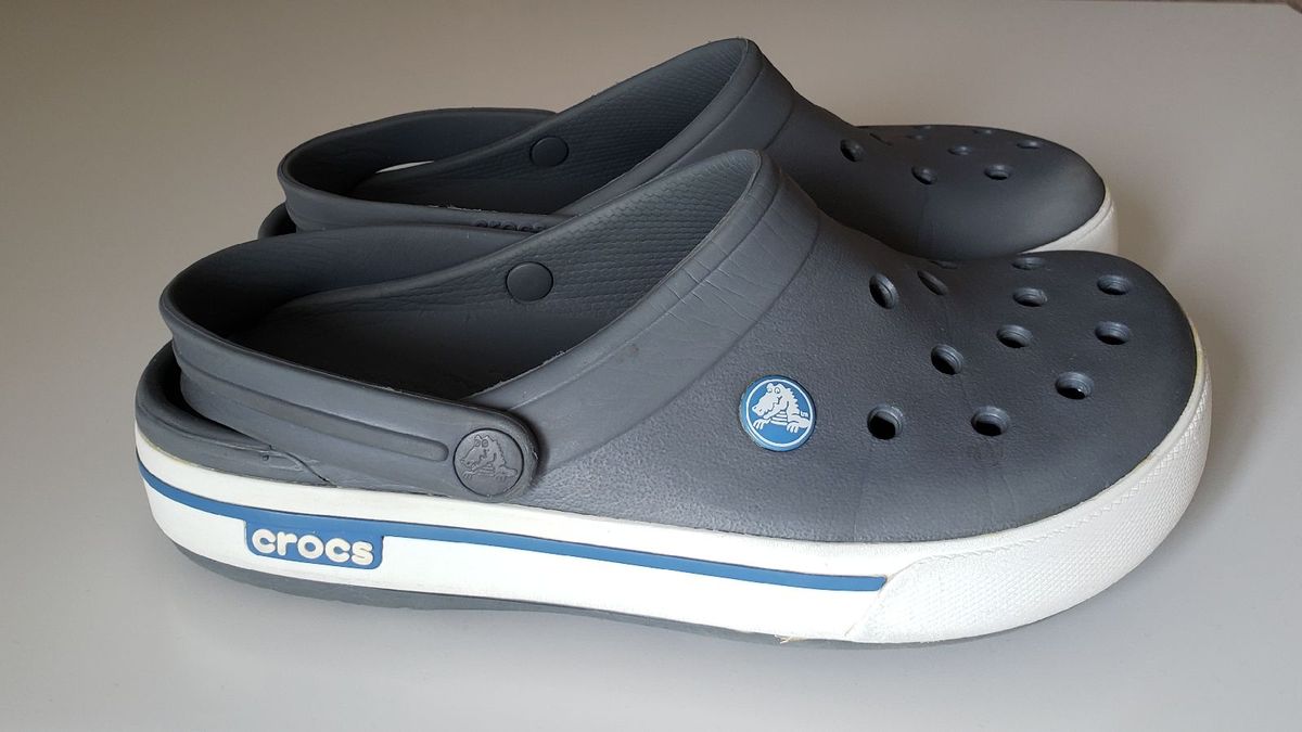crocs 37